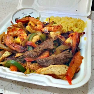 Mixed fajitas ($10.95)