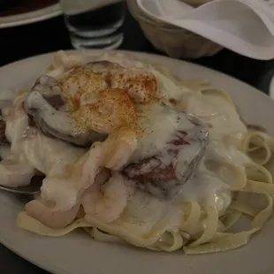 Steak medallions and pasta