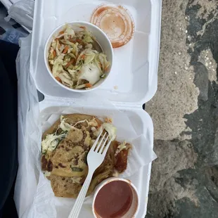 Pupusa pollo (chicken) and Espinacas Pupusa