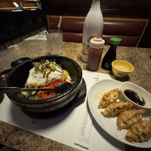 food, ramen and noodles