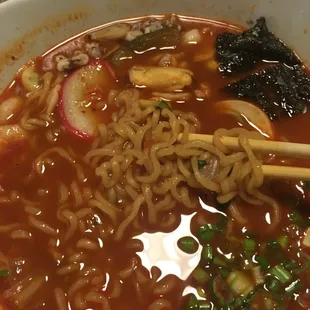 Repackaging an $1.25 Instant Ramen out of a Nong Shim Shin Ramyun and flipping it for $18.  UNACCEPTABLE (실망)