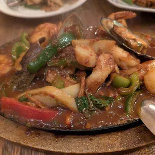 Seafood hot plate