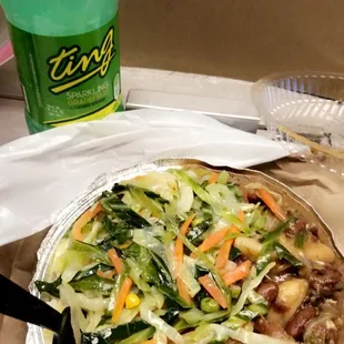 Stew peas and white rice steam cabbage