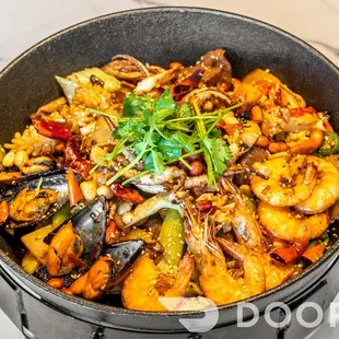 Seafood dry pot