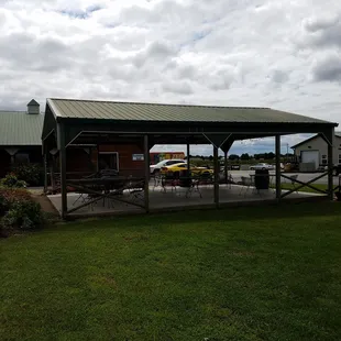 Banquet Hall Shelter