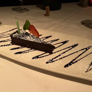 Flourless chocolate cake