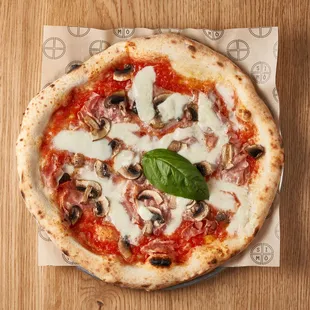 Prosciutto e Funghi