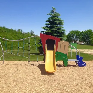 Play structure for little kids