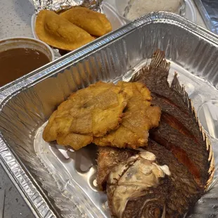 Fried mojarra is always   but I didn't know the empanadas were this good too!!