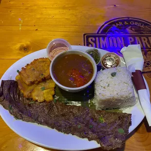 Skirt Steak with rice and beans (pinto)