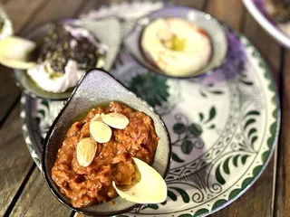 Láylí Mediterranean