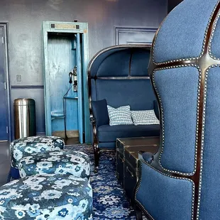 Upper seating area- cool telephone booth 2/2025