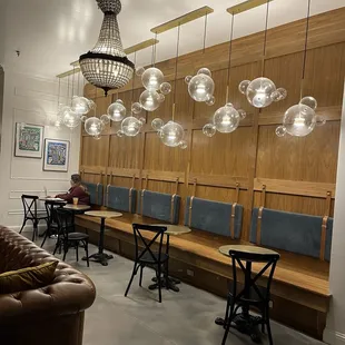 Inside Simona&apos;s