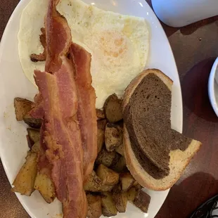 Traditional Breakfast, add bacon