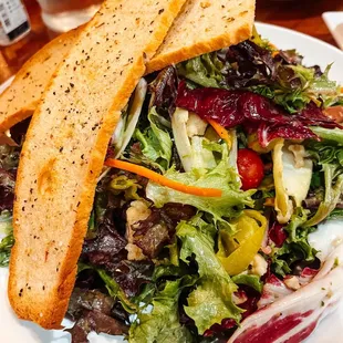 Simone's signature salad. Amazing! Definitely enough for four people...