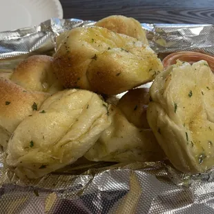 Excellent garlic knots.