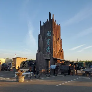 Japanese/WW2 internment camp monument