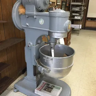 A blender as big as me!