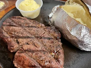 Snookum's Steakhouse