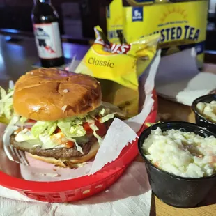 Cheeseburger with coleslaw and chips