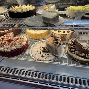 Dessert case