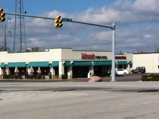 Mom's Deli & Grille