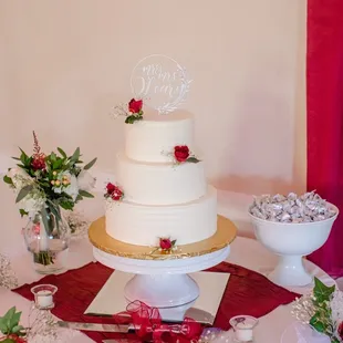 Custom wedding cake