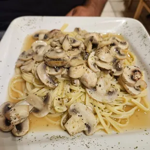Mushroom Linguine