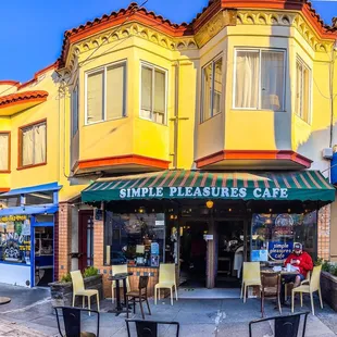 Simple Pleasures on Balboa Street