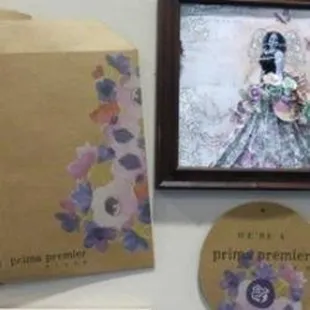 We are proud to be one of very few Prima Premier Retailers in the world! And it was a blast to host Prima Educator John Creig...