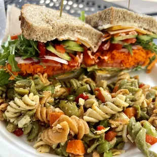 Vegetarian Sandwich, Pasta