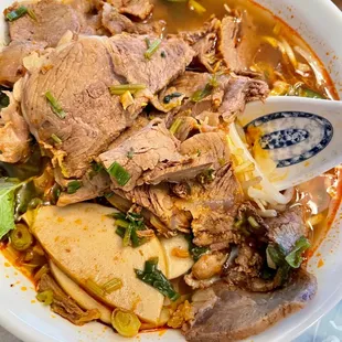 Bun Bo Hue (Spicy Beef Noodle Soup)