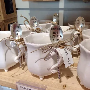 Cute little tea cup and spoon sets.