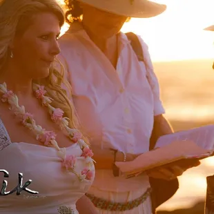 Sunset wedding on the North Shore