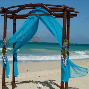 Waimanalo Beach is perfect for a stress-free ceremony
