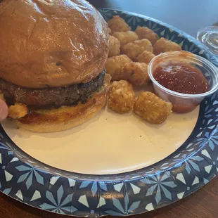 Hamburger, mayonnaise only