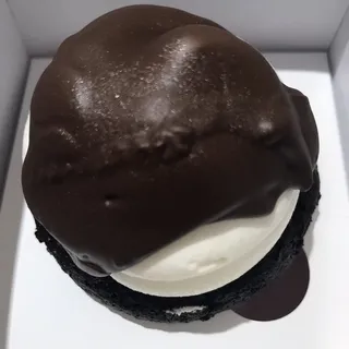 Chocolate Drip Cupcake