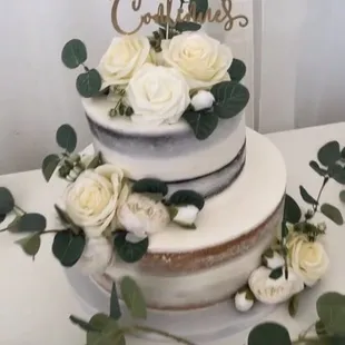 My vow renewal cake was gorgeous!!!!