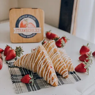 Strawberry turnovers. THE BEST EVER.