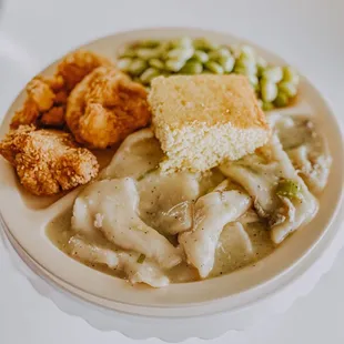 Chicken and dumplings lunch plate