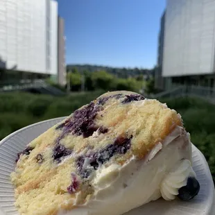 Lemon Blueberry Cake