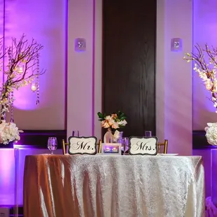 Sweetheart table decor
