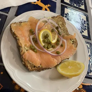 I got the smoked salmon toast. Amazing!