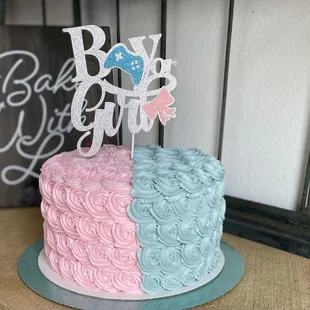 We do Gender Reveal cakes!
