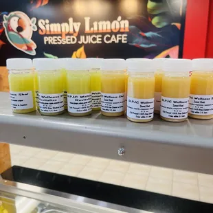 Simply Limón Pressed Juice Cafe