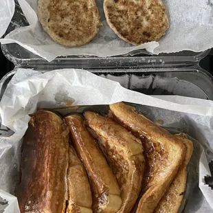 French toast with turkey sausage
