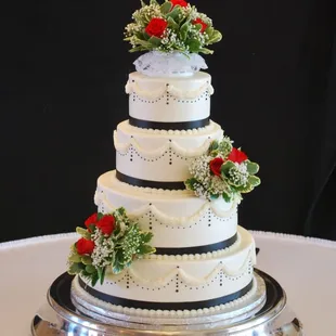 a three tiered wedding cake