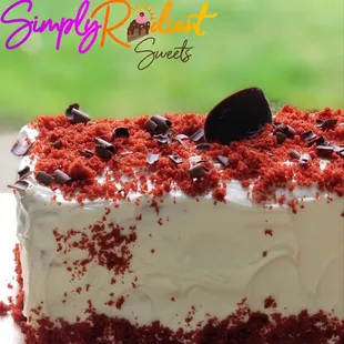 Red Velvet Cake Cheesecake Delight