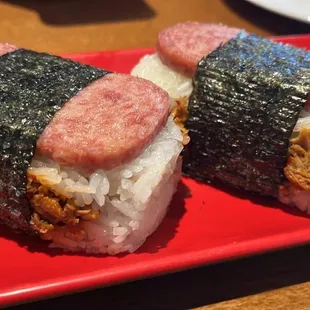 Spam musubi's