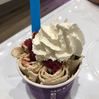 #6. Matcha Berry Roll